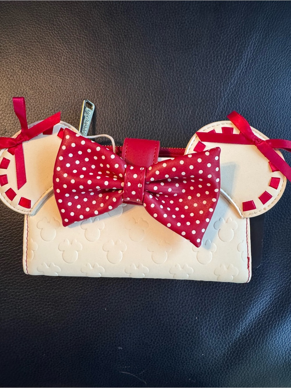 Disney Loungefly Minnie Mouse Bow Wallet - Cream with Red Polka Dot Bow